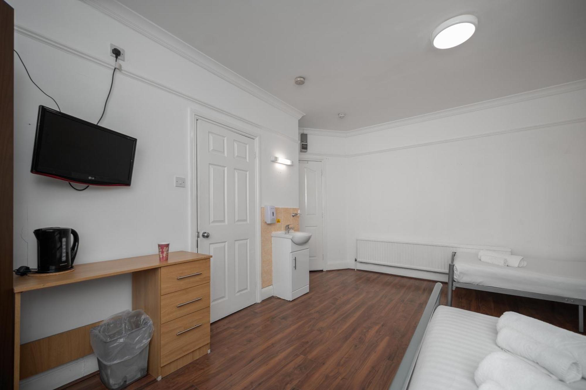 Flexistay Norbury Aparthotel London Exterior photo