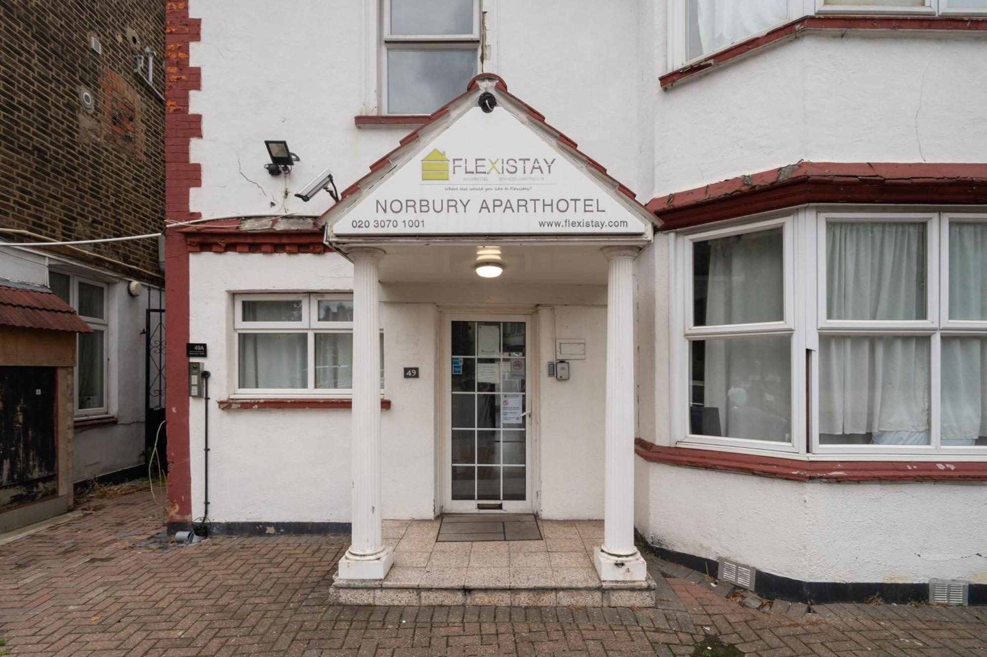 Flexistay Norbury Aparthotel London Exterior photo